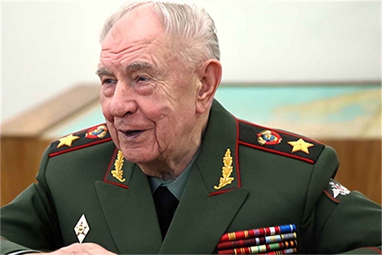 苏联解体对戈尔巴乔夫有何评价,苏联解体前对戈尔巴乔夫的评价