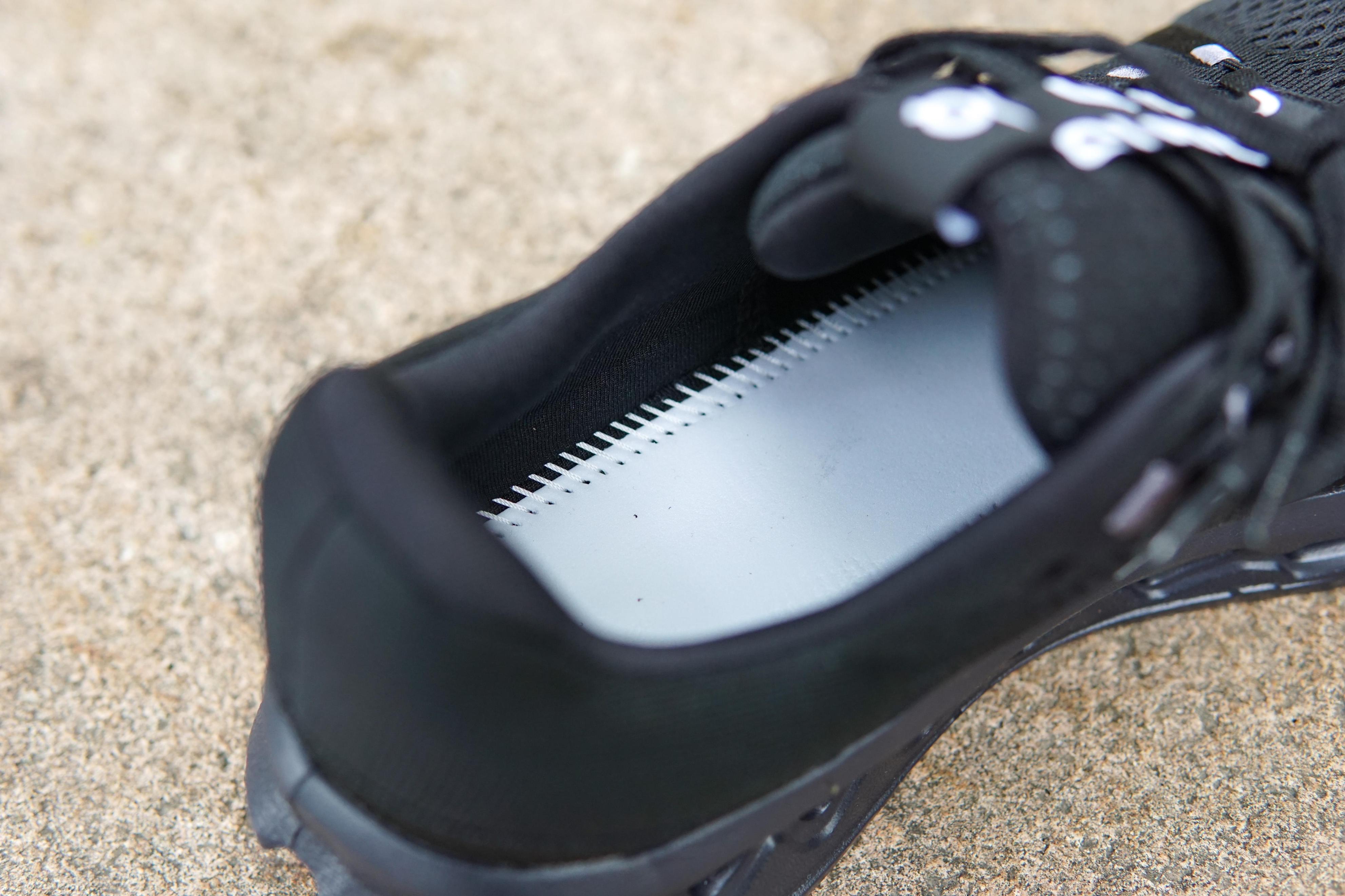 昂跑cloudsurfer和cloudeclipse,踩在云端的跑鞋