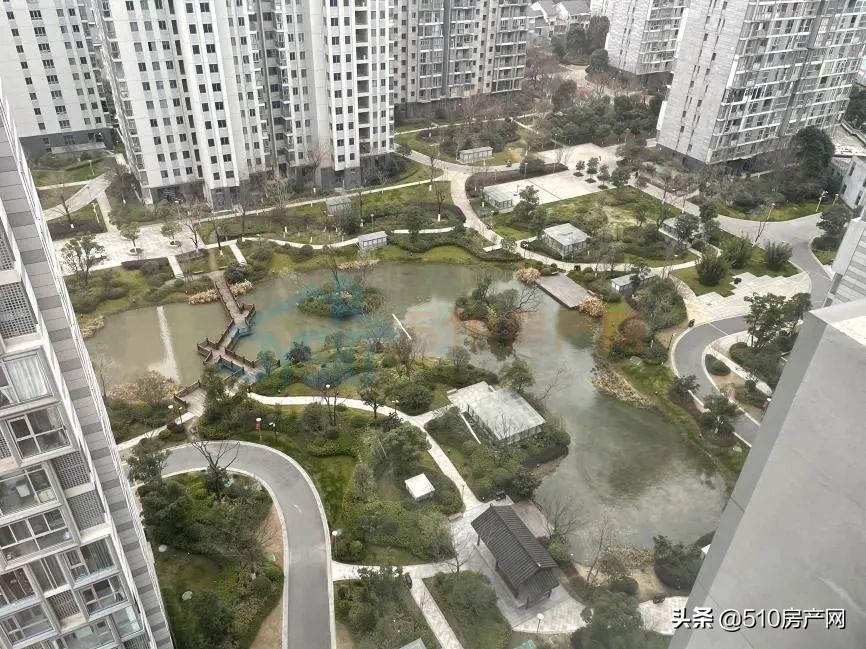 开发近10年三改其名，敔山湾这个小区到底怎么样，实探来啦