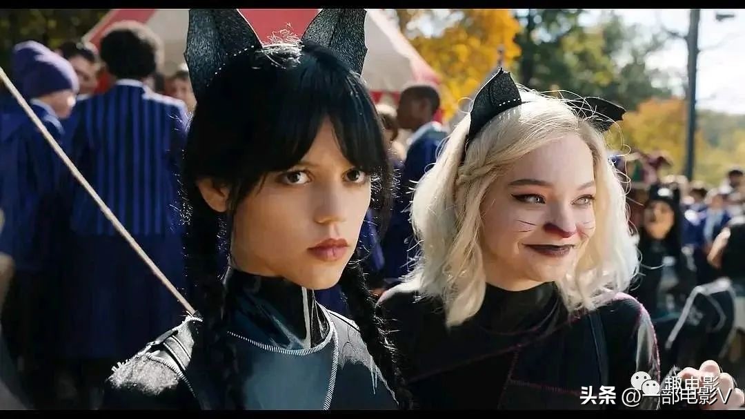 火爆全球，网飞再出王炸剧《星期三》