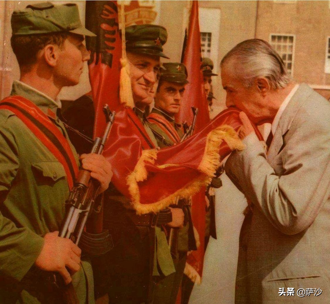 阿尔巴尼亚总统霍查访问过中国吗,阿尔巴尼亚恩维尔霍查是怎么死的