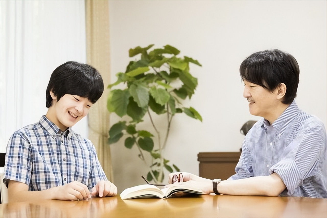 悠仁亲王为日本独苗,日本皇室17岁悠仁