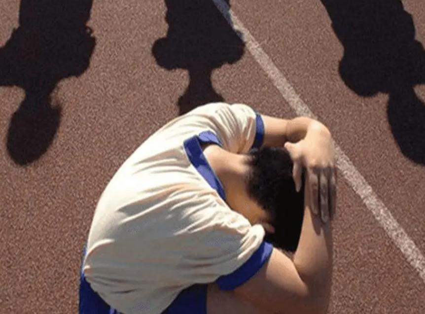 青少年自卑的解决方法,青少年有自卑感怎么疏导