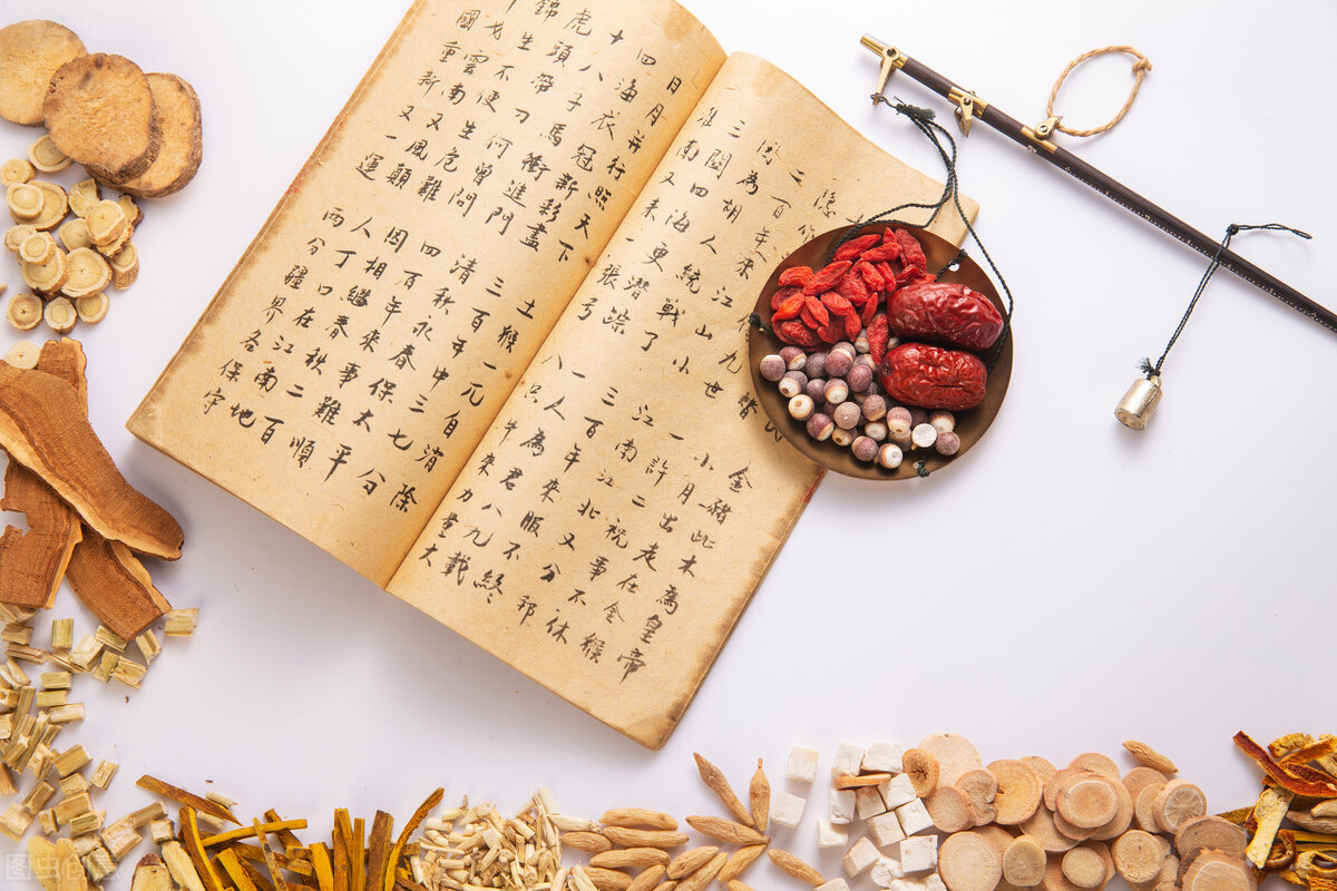 经常手心脚心发热是怎么回事,经常脚心手心烫是什么原因