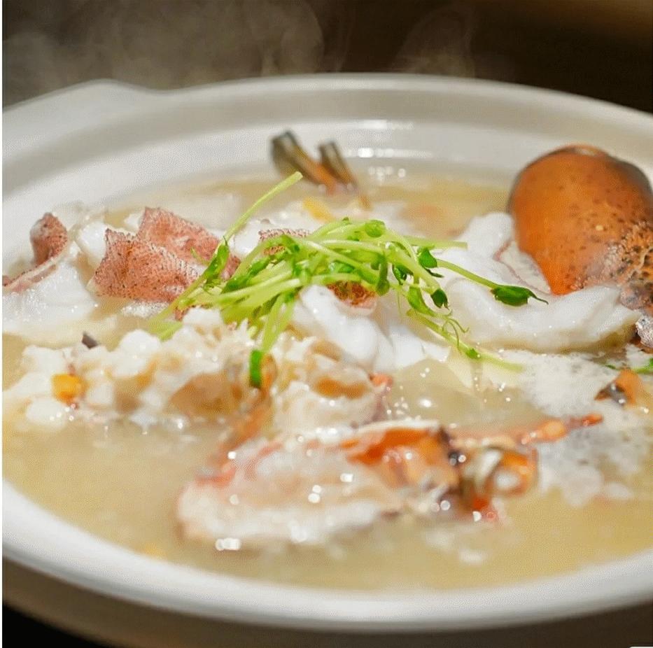 拇指包、太阳蛋、铁盒冰粉......半个川渝火锅圈都在卖