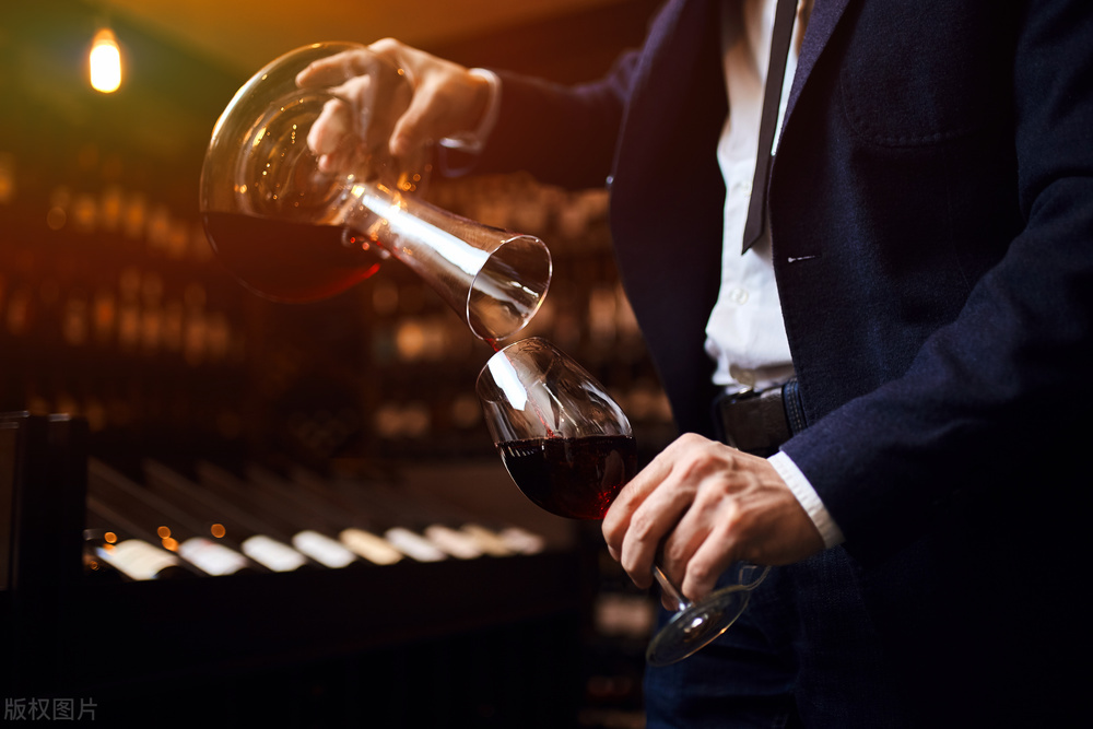 连续涨停新高白酒叠加免税概念海南椰岛600238是否还有上车机会