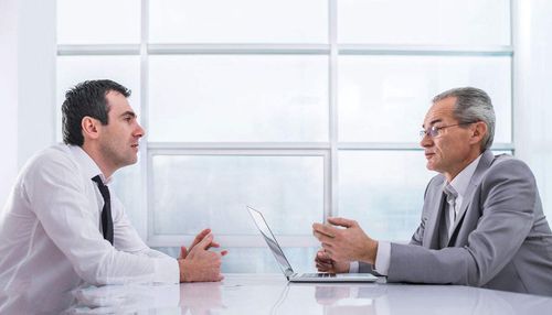 如何回答面试官未来三年职业规划,面试官问到职业规划和发展怎么讲