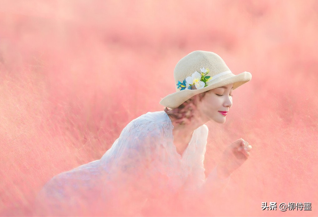 阿姨摄影不会摆姿势？4句口诀拍出优雅美，气质上镜有韵味