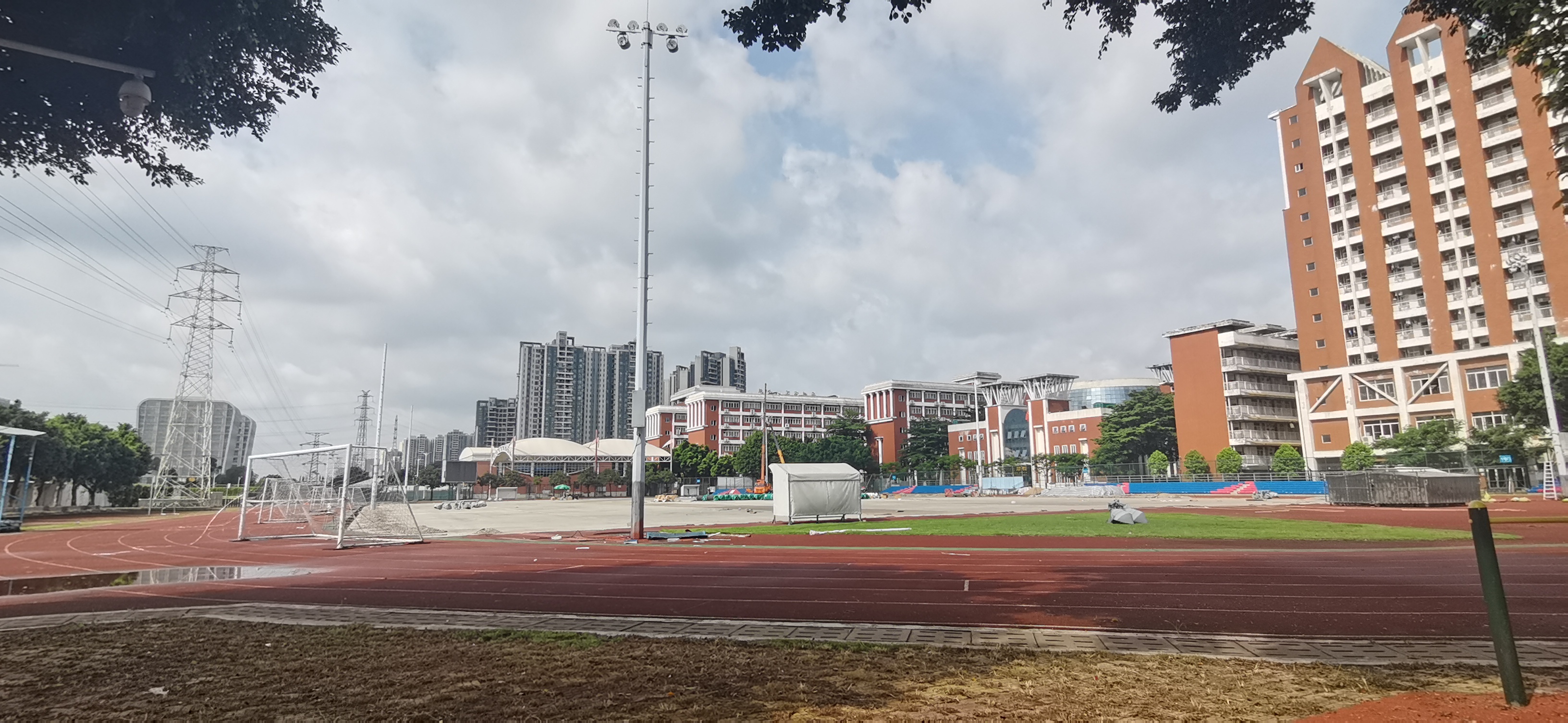 用LED球场灯赋能各大体育场馆，这家东莞灯企的底层逻辑是什么？