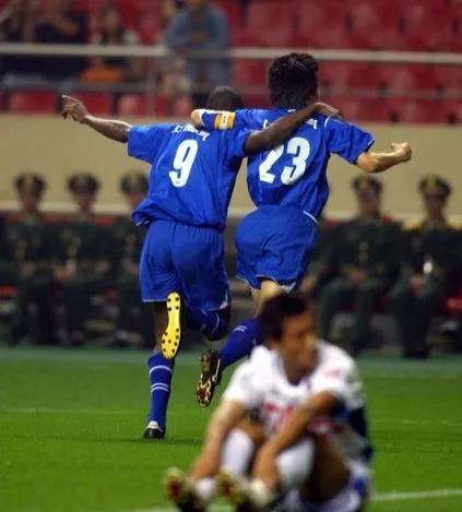 重温赛事-沈青补赛班古拉眼球遭重创，2006年中超联赛（第13轮）