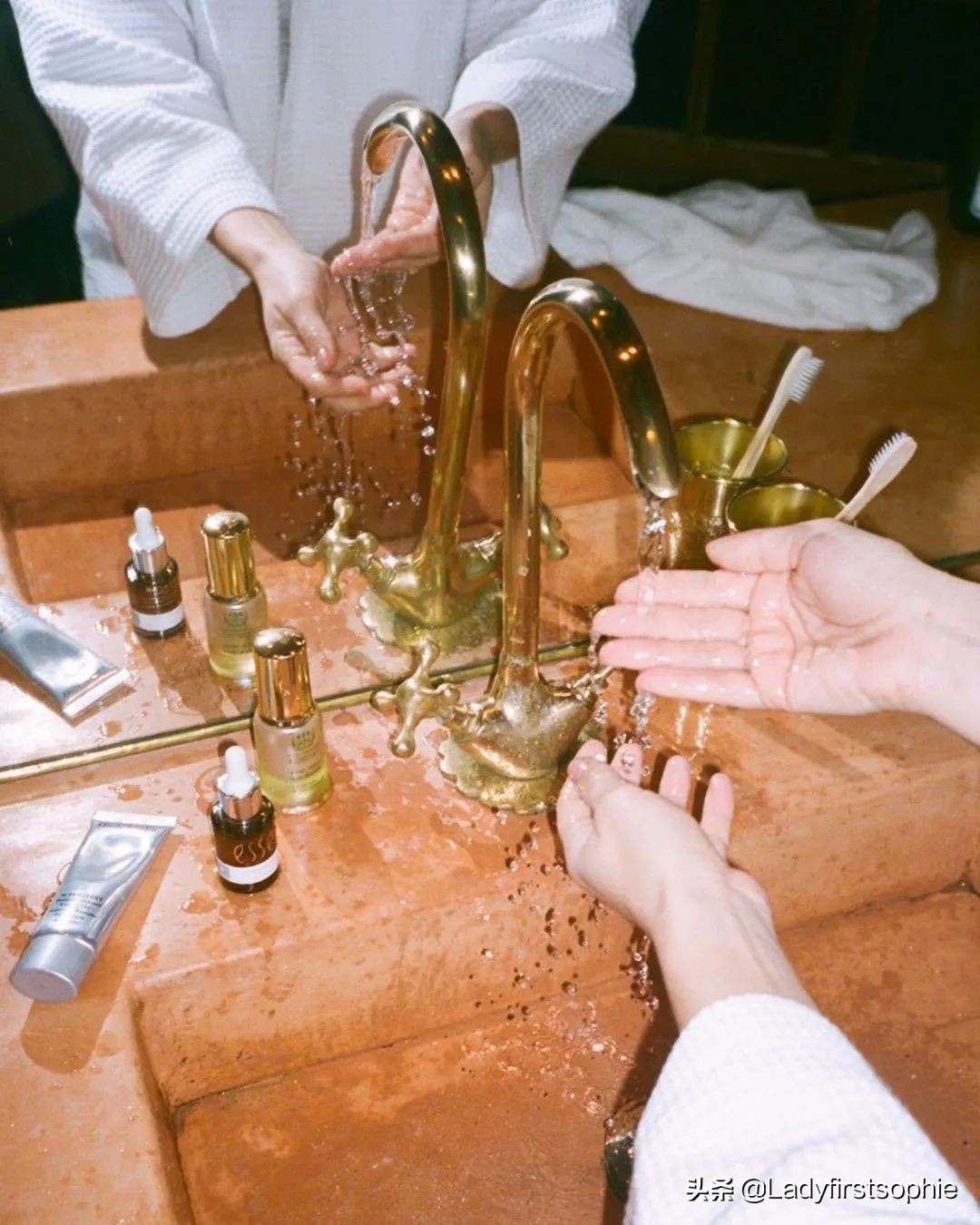 防晒超好用小众品牌护肤品,好用的防晒护肤品排行榜