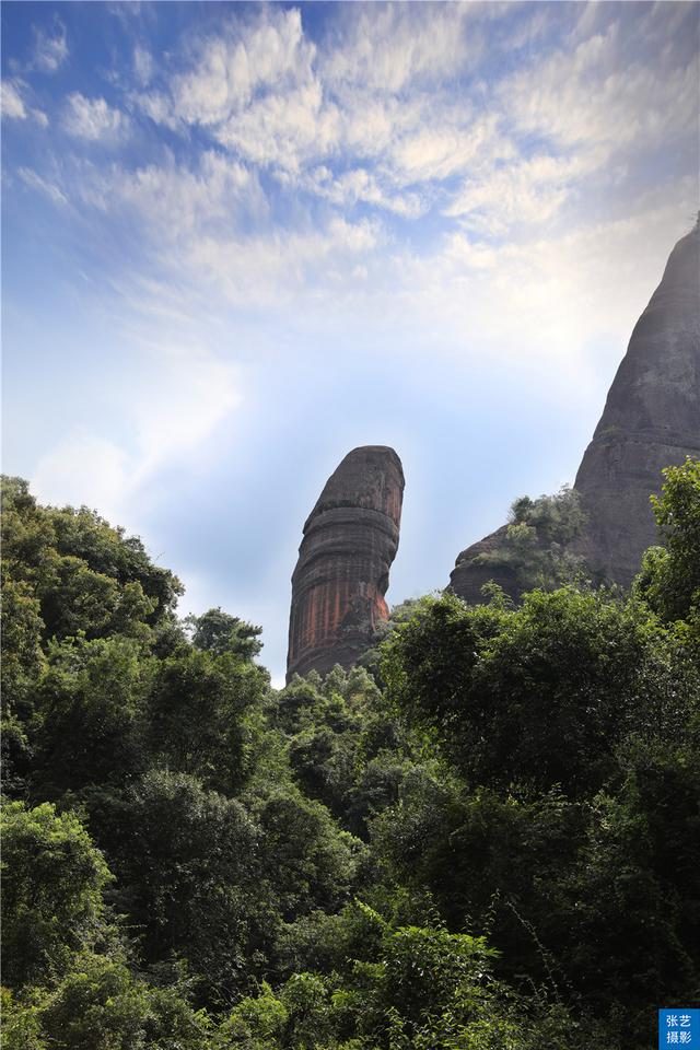 韶关最著名的山,韶关丹霞地貌在仁化县吗