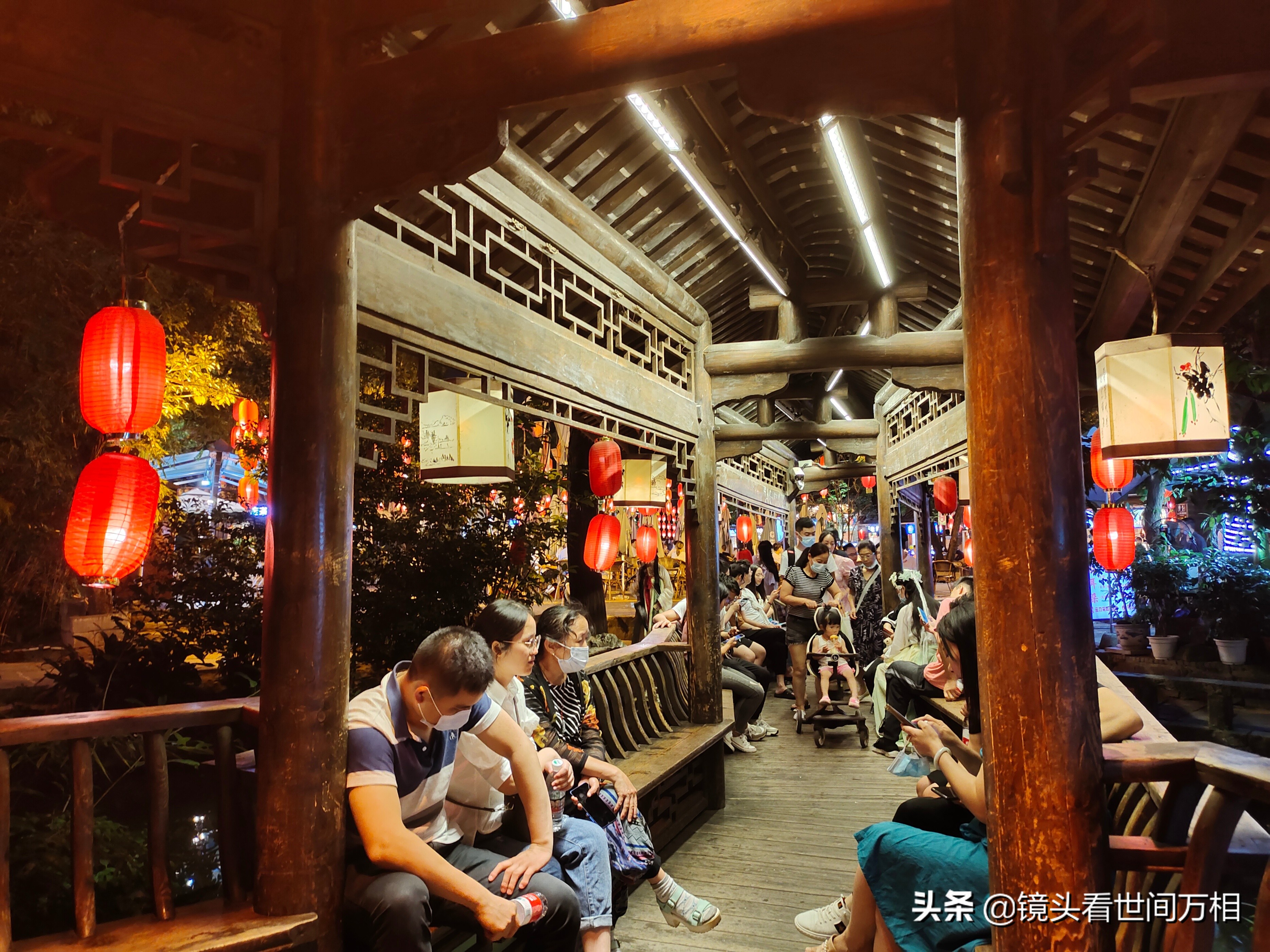 探秘成都市,四川成都锦里古街感受古蜀文化