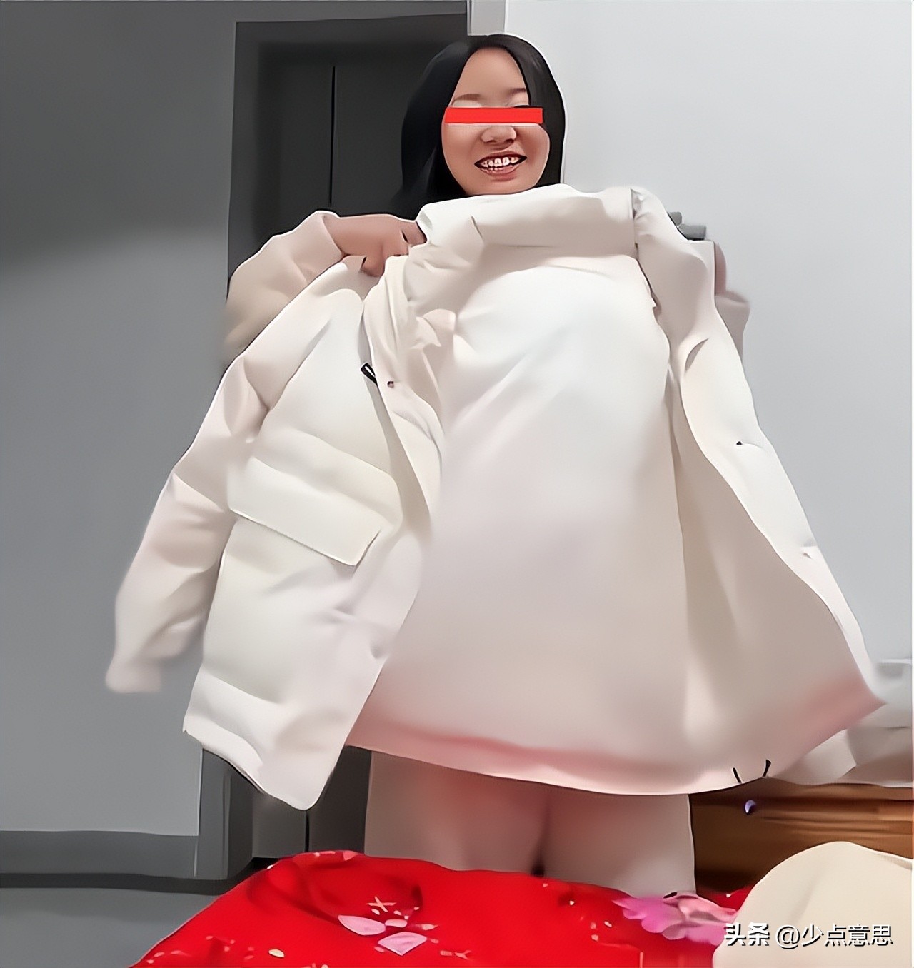 四川女子给丈夫买衣服被吐槽,女子花400块钱买衣服