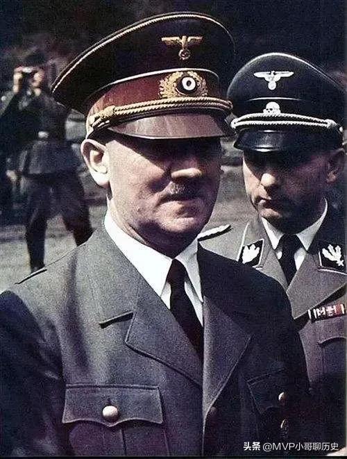 二战时，希特勒为何要疯狂*杀屠**犹太人？或许你想不到其根源是自卑