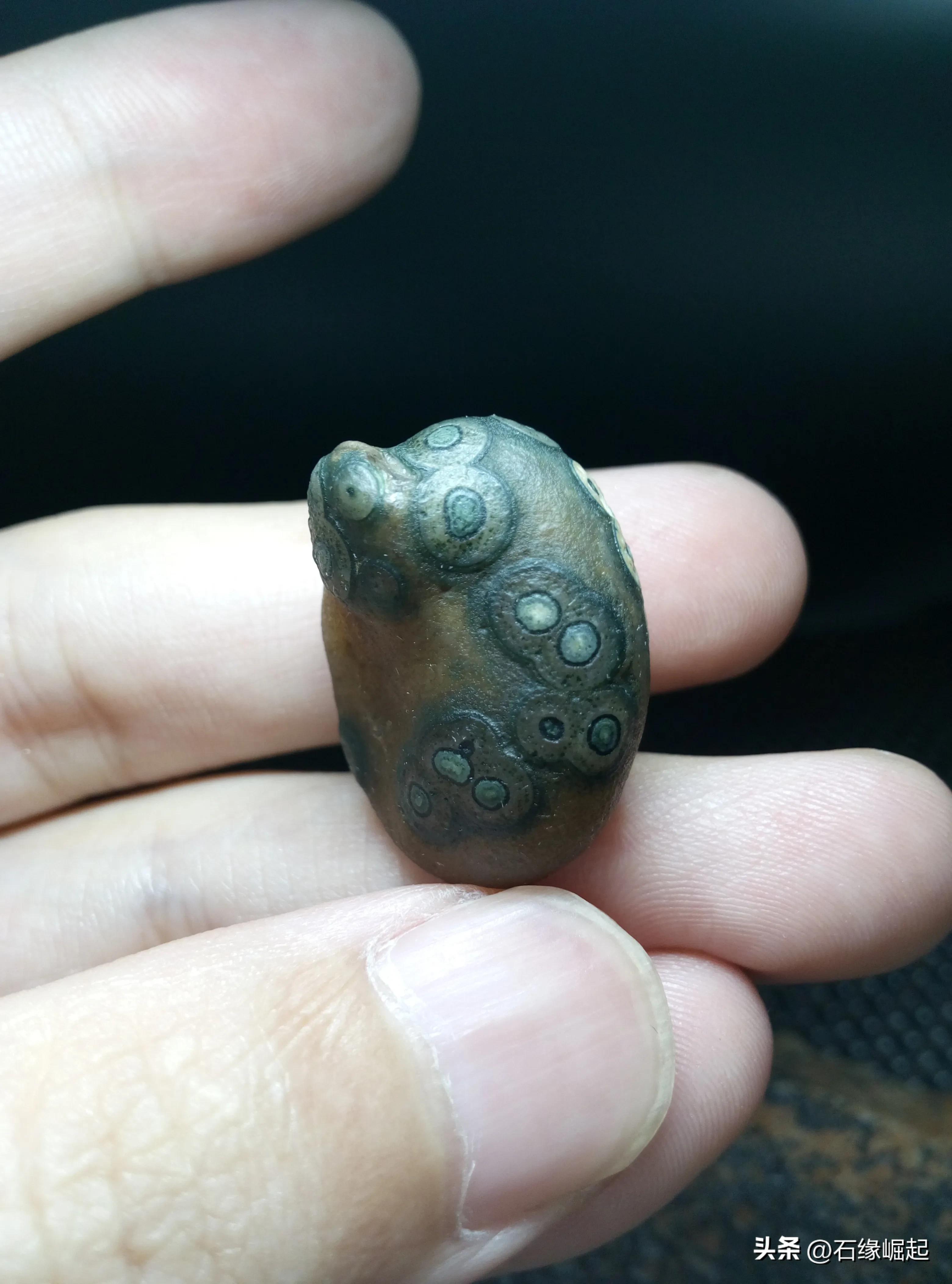 眼睛石价格涨了多少 (眼睛石为什么这么贵)