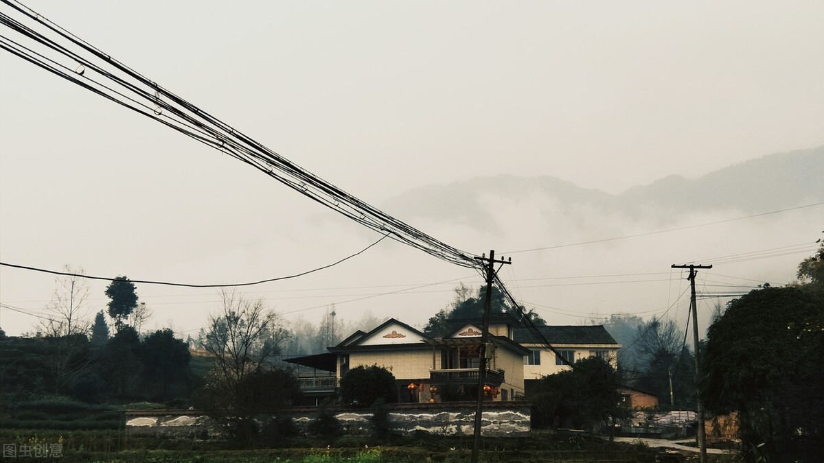 芥川龙之介的孤独地狱的感想,芥川龙之介反战思想