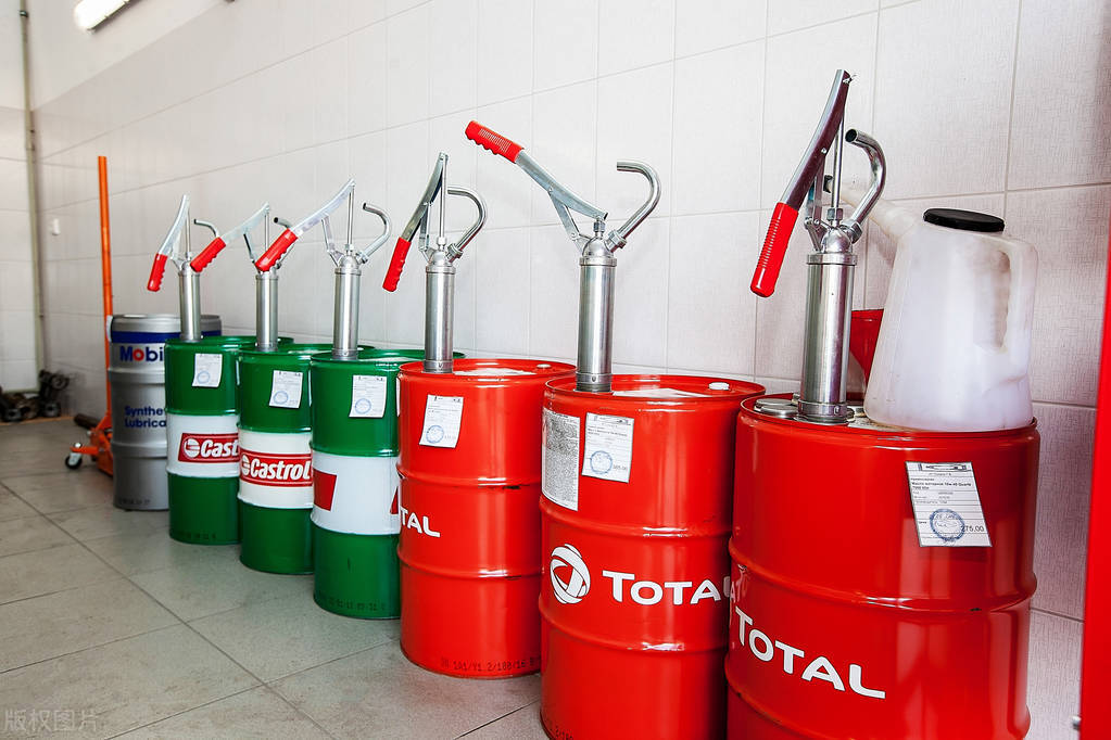 0w20机油加错0w40的有什么影响,宝马的0w-20会拉缸吗