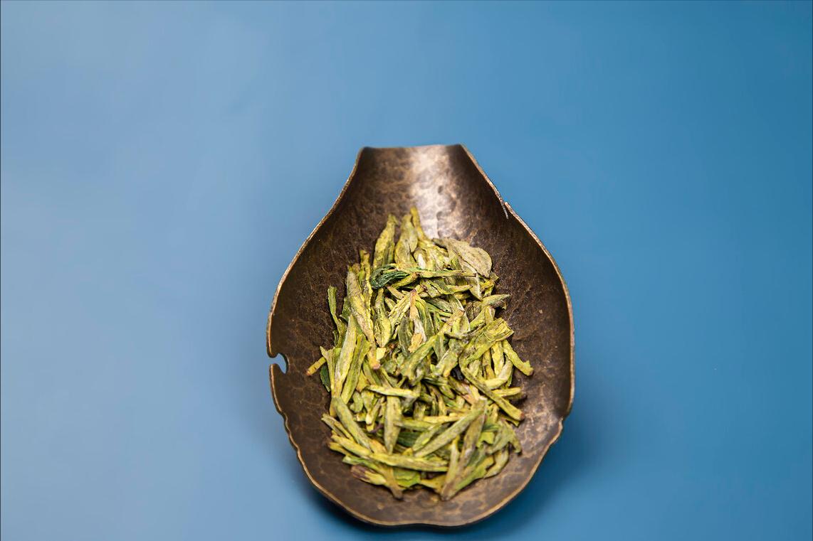 老茶友说只要茶好,西湖龙井很香吗