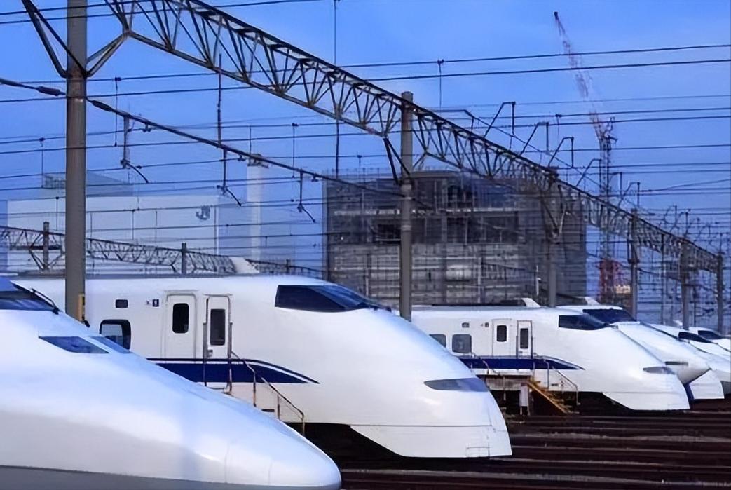 日本高铁百公里耗电是多少,日本高铁耗电量