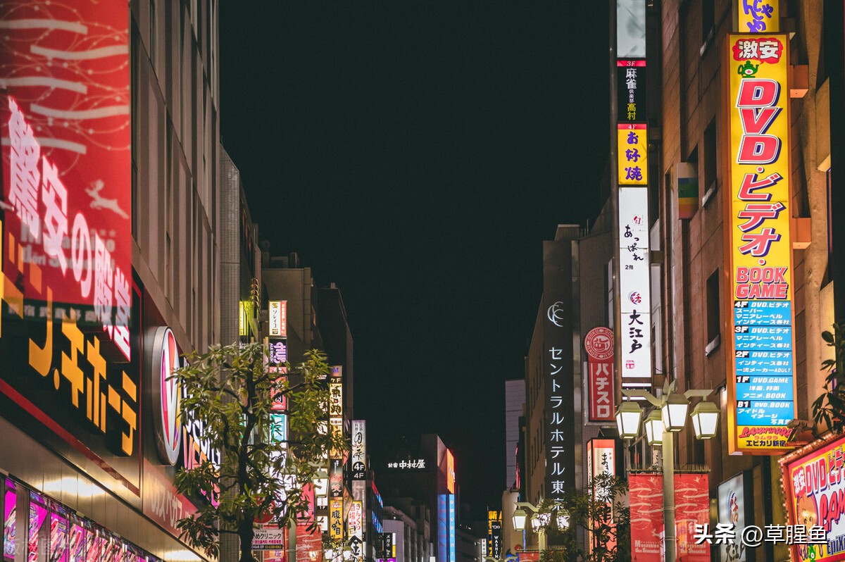 去日本旅游不要买什么地方的食物,在日本旅游必买什么吃的