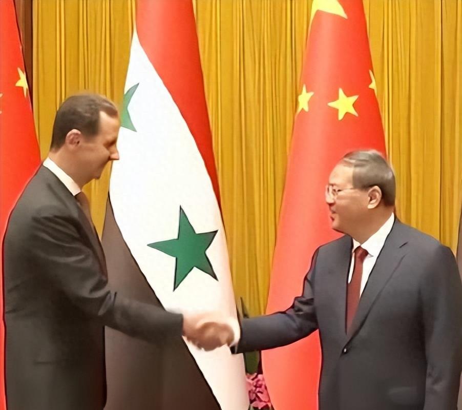 叙总统访华西方众怒！外媒称中国在违反美国法律，F35入侵叙首都