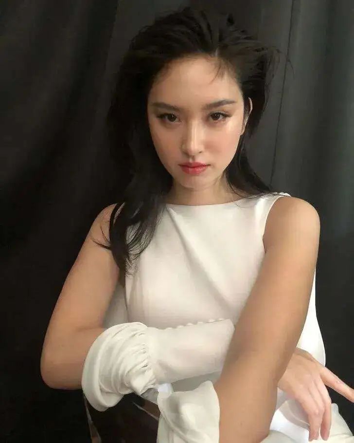 泰国最美妖后被中国富商娶,泰国最美人妖嫁中国富豪后续