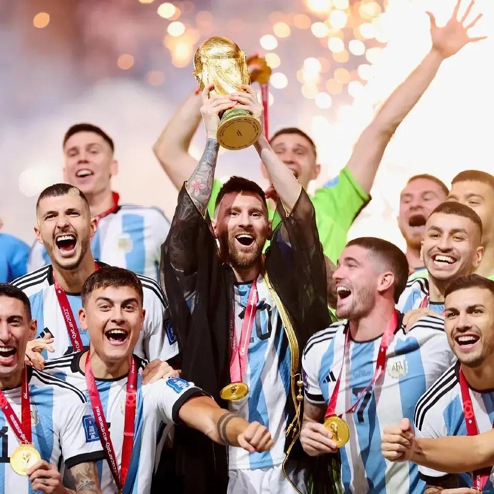 足球之神梅西球服多少号,足球之神梅西竟然这么容易被激怒