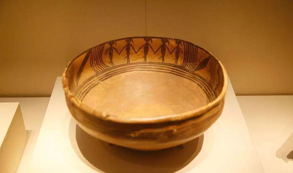 青岛和青海是同个地方吗,青海是怎么样的地方