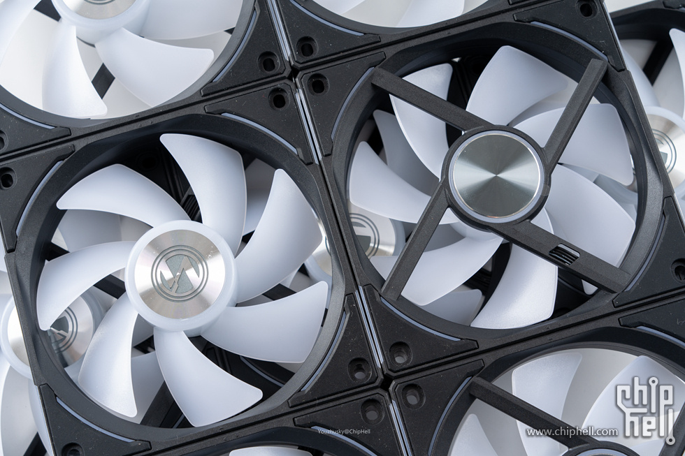 rog创世神装机视频,rog创世神细节