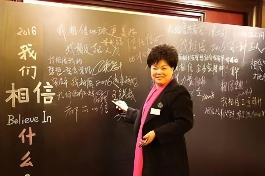 煌上煌创始人徐桂芬老公,煌上煌董事长徐桂芬简历