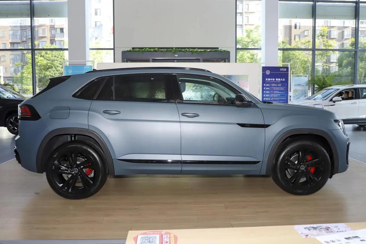 上汽大众新款途昂x实拍解析,大众原装进口途昂