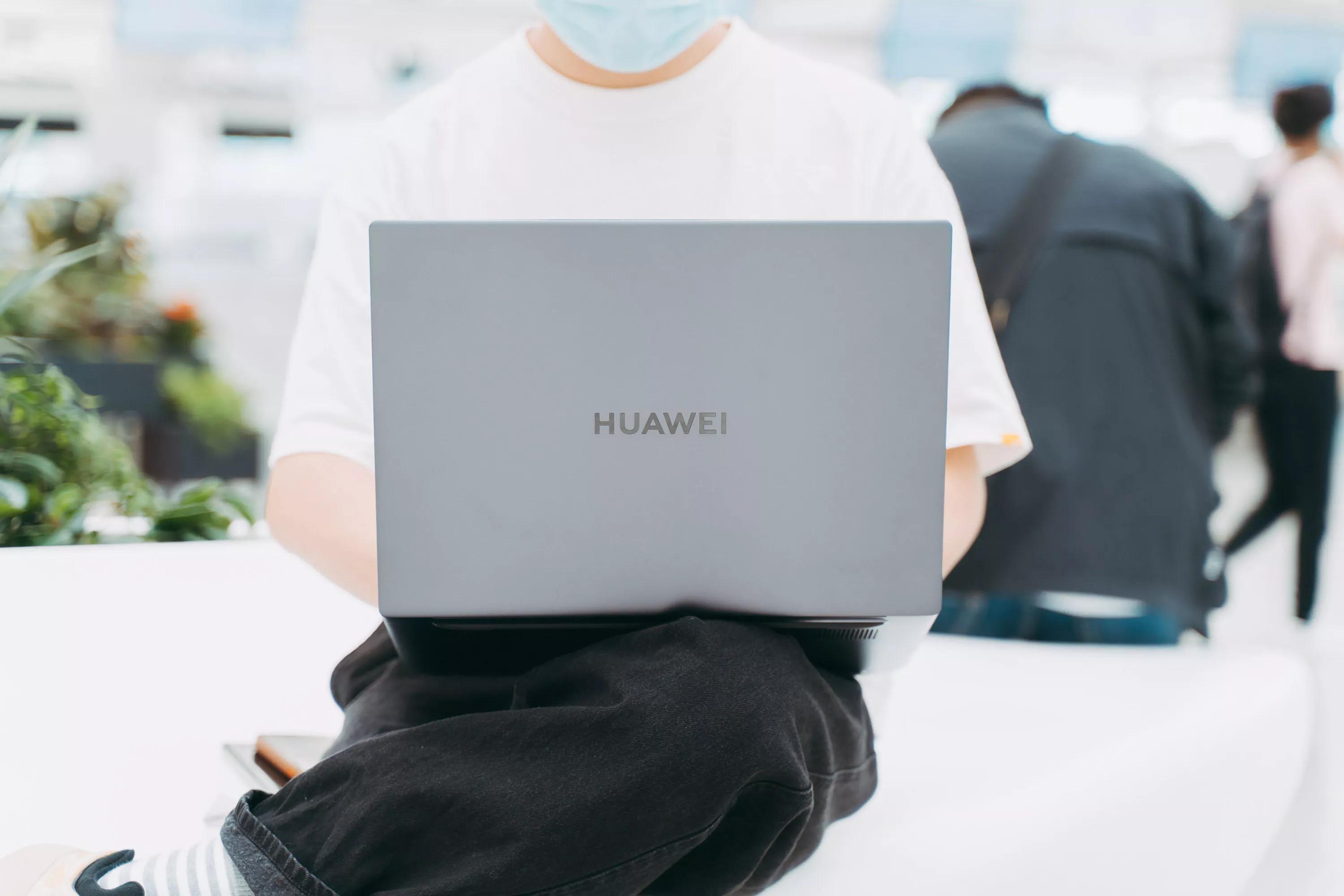 笔记本电源适配器发烫怎么解决,笔记本如何避免发烫的情况