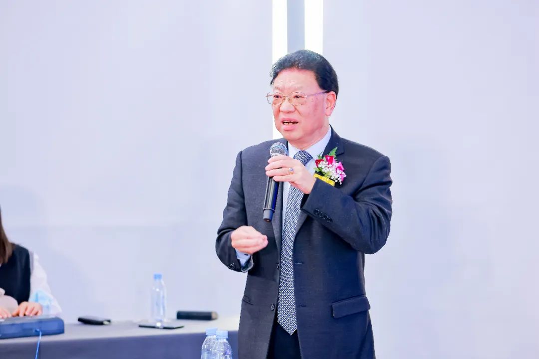 巅峰对话,领航者企业家-汽车后市场产业高峰论坛精彩瞬间