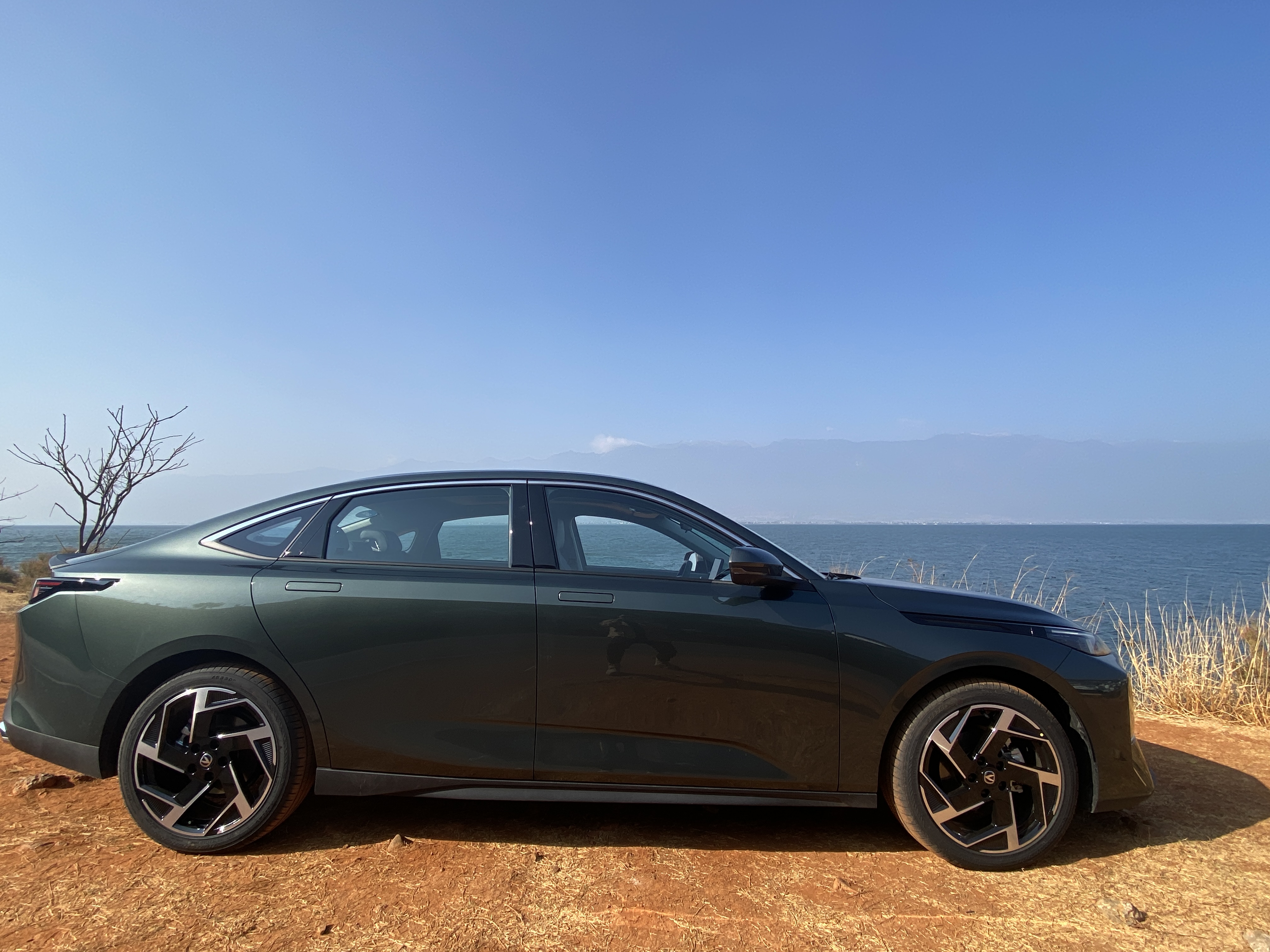 10万级家轿就选长安逸达,长安逸达实用高颜值代表车型