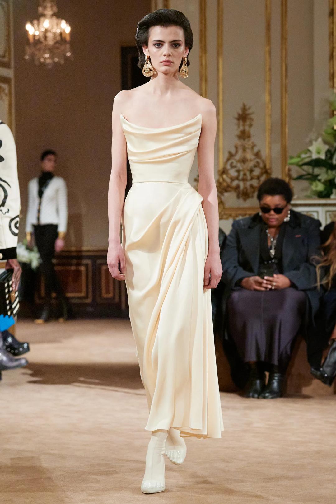 2023秋冬伦敦时装周收官,2022秋冬巴黎时装周什么时候开始