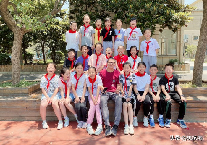 绝不松开我的拳头资源,玩家绝不屈服