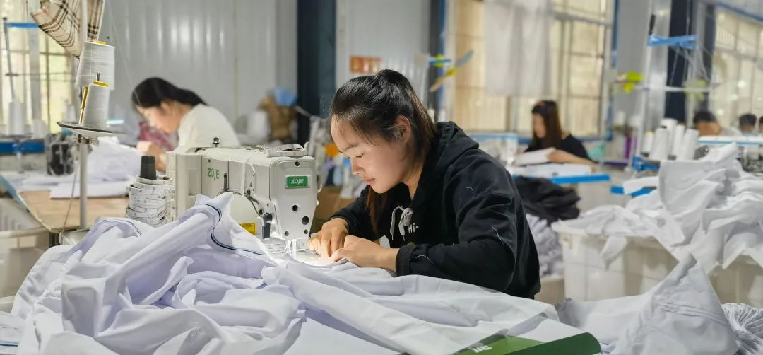 曹县儿童汉服唐装,曹县儿童冬季汉服古装9-12岁