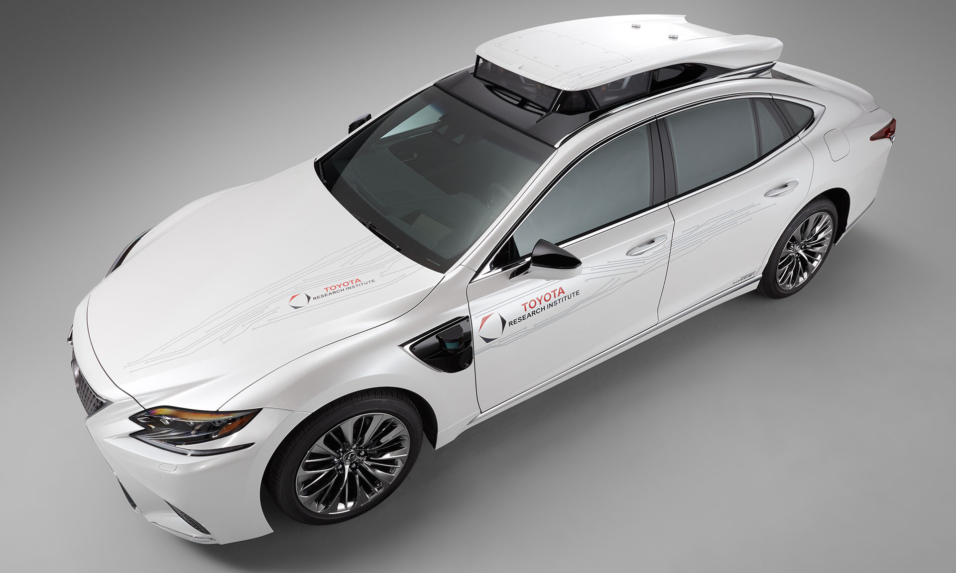 丰田2023年新款车型,丰田和华为自动驾驶有合作么