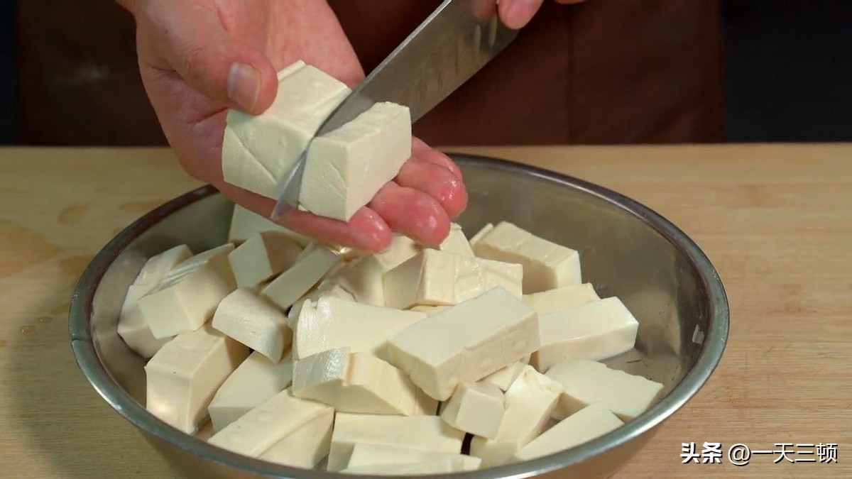 夏天吃哪样菜有助睡眠,失眠睡不好要经常这样吃营养美味