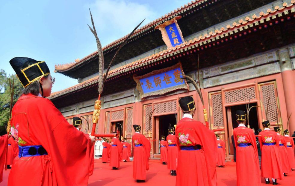 圣诞节跟中国历史有什么关系,圣诞节对中国传统的影响