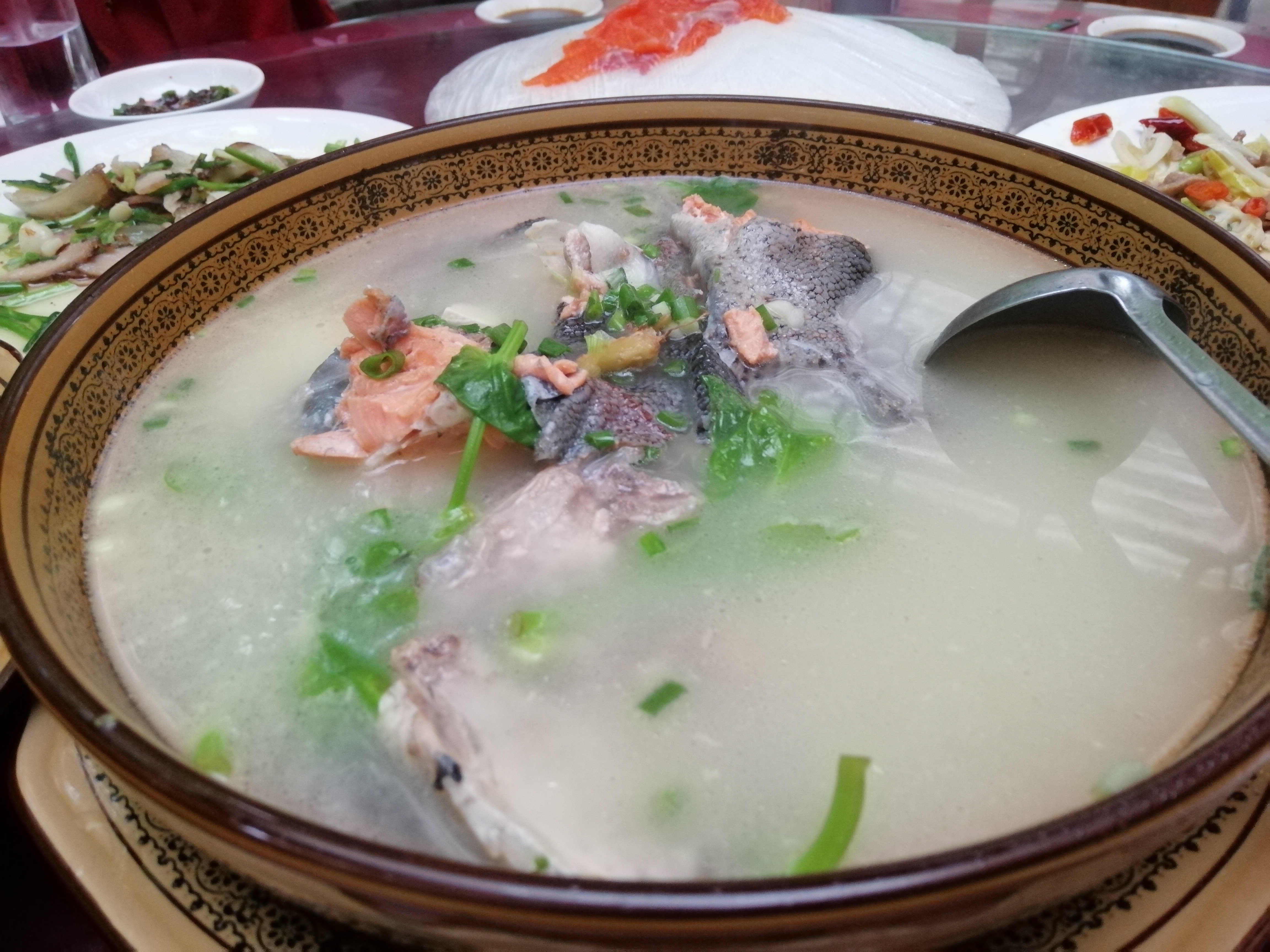 “种草”《大河恋》,解锁大虹鳟,也寻找着生命的意义