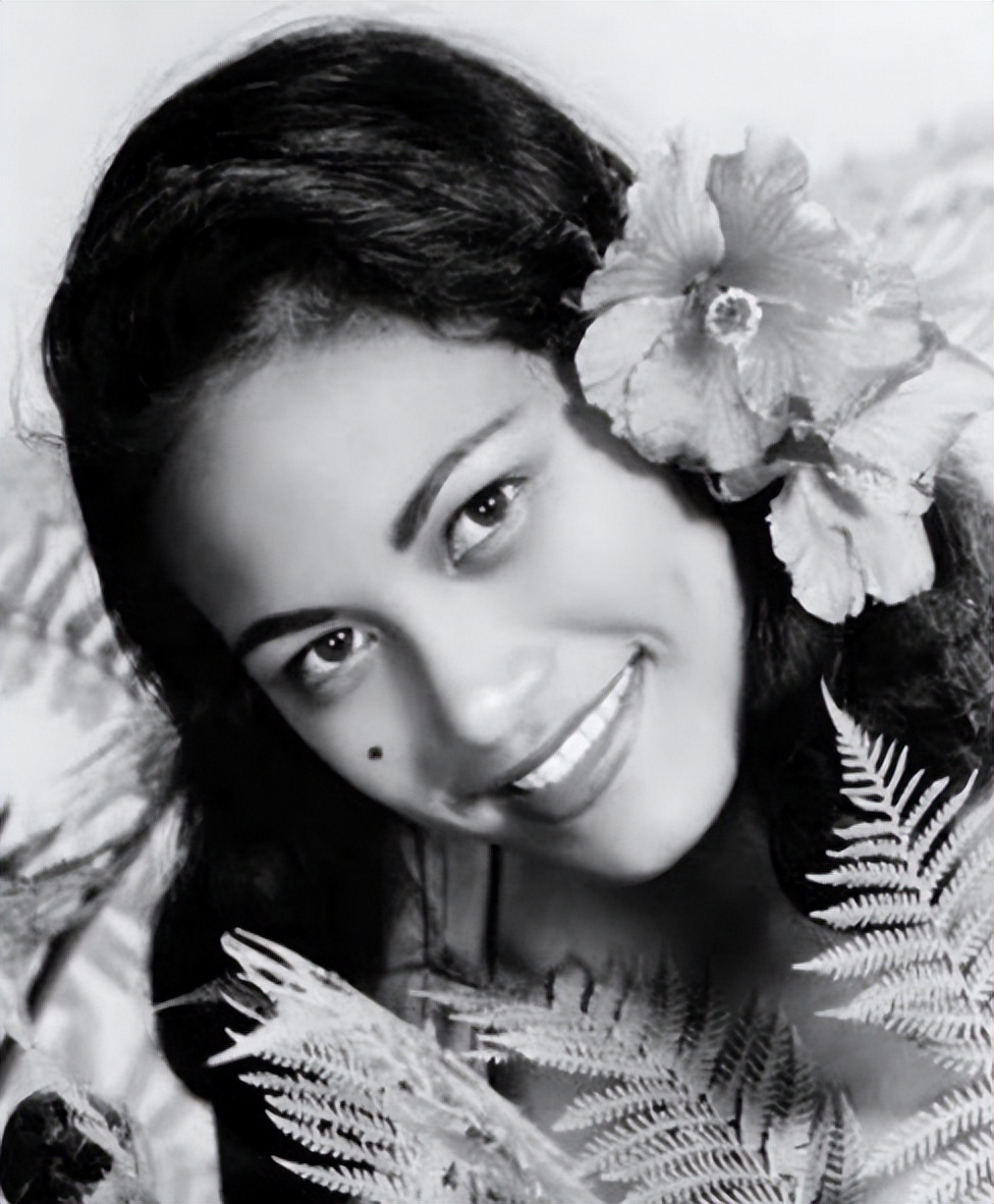 大溪地马龙白兰度,马龙白兰度在大溪地