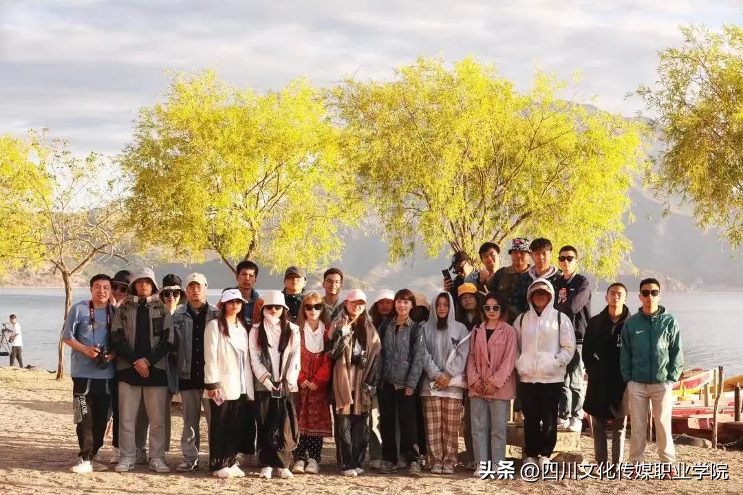 四川文化传媒职业学院是单招吗,四川文化传媒职业学院报名时间表