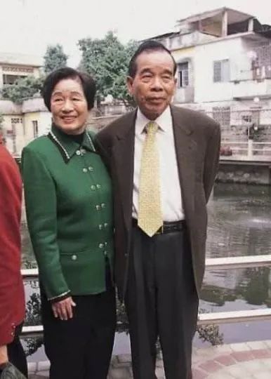 周大福一年能卖多少黄金,周大福黄金起家