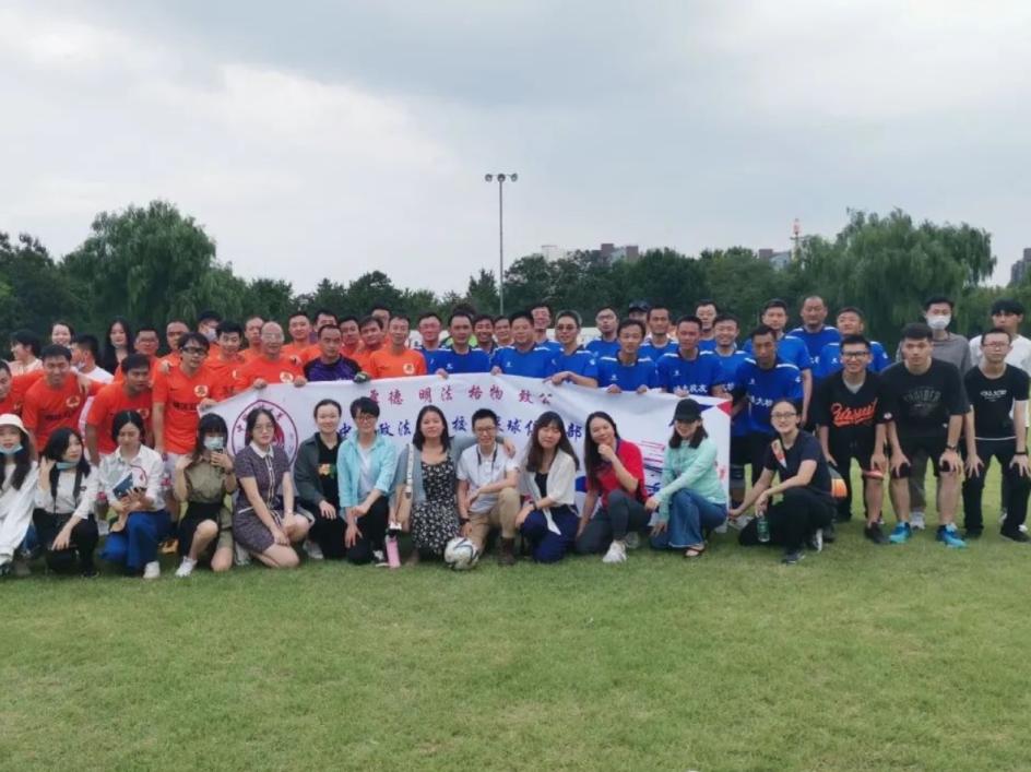 新闻|竞技绿茵,激情律政,职工足球法律行业北京赛区赛打响