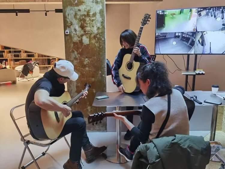 健身、团建、咖啡一应俱全，充满设计感的空间居然开在了社区里？