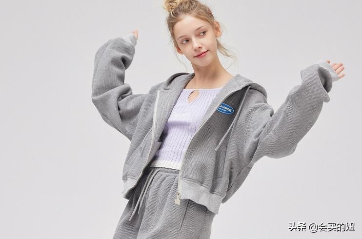 卫衣宽松款怎么选择好看,卫衣连帽卫衣怎么选