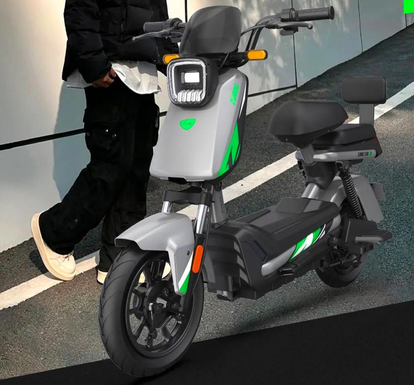 电动车怎么看电机是多少w,电动车400w和800w的区别