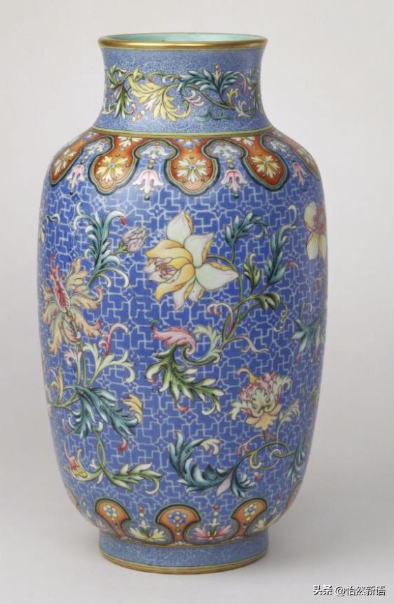 怎样鉴定粉彩瓷的手绘和贴花,如何区分珐琅彩和粉彩瓷器